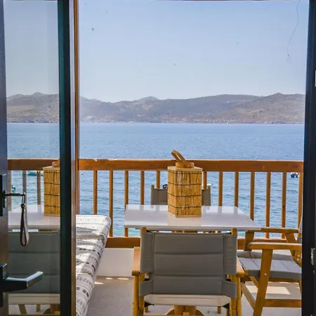 Apartment Honeymoon *