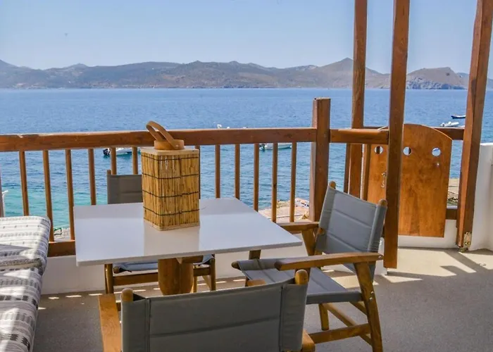 Honeymoon Klima (Milos)